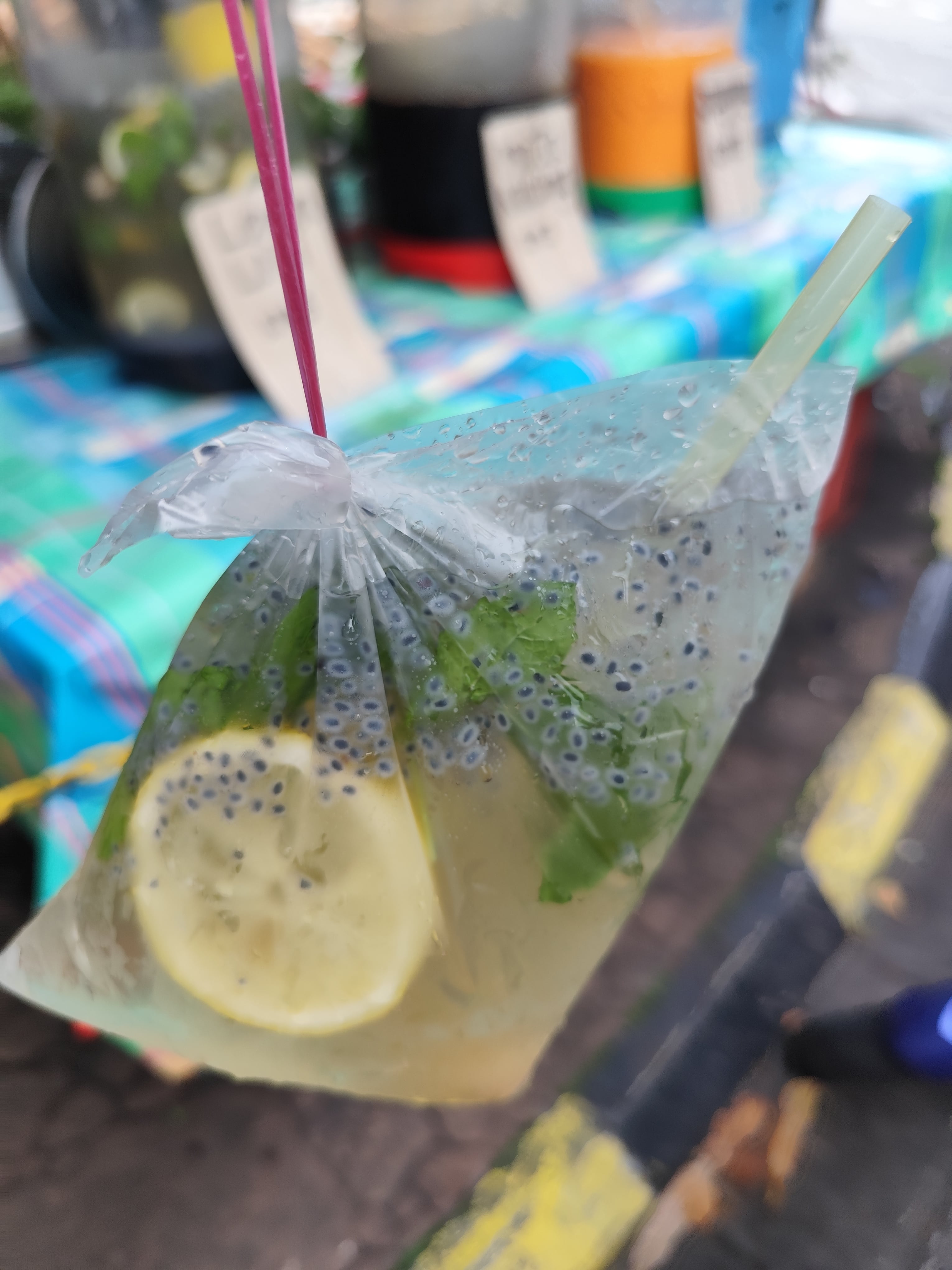 被陌生印度小哥請的飲料