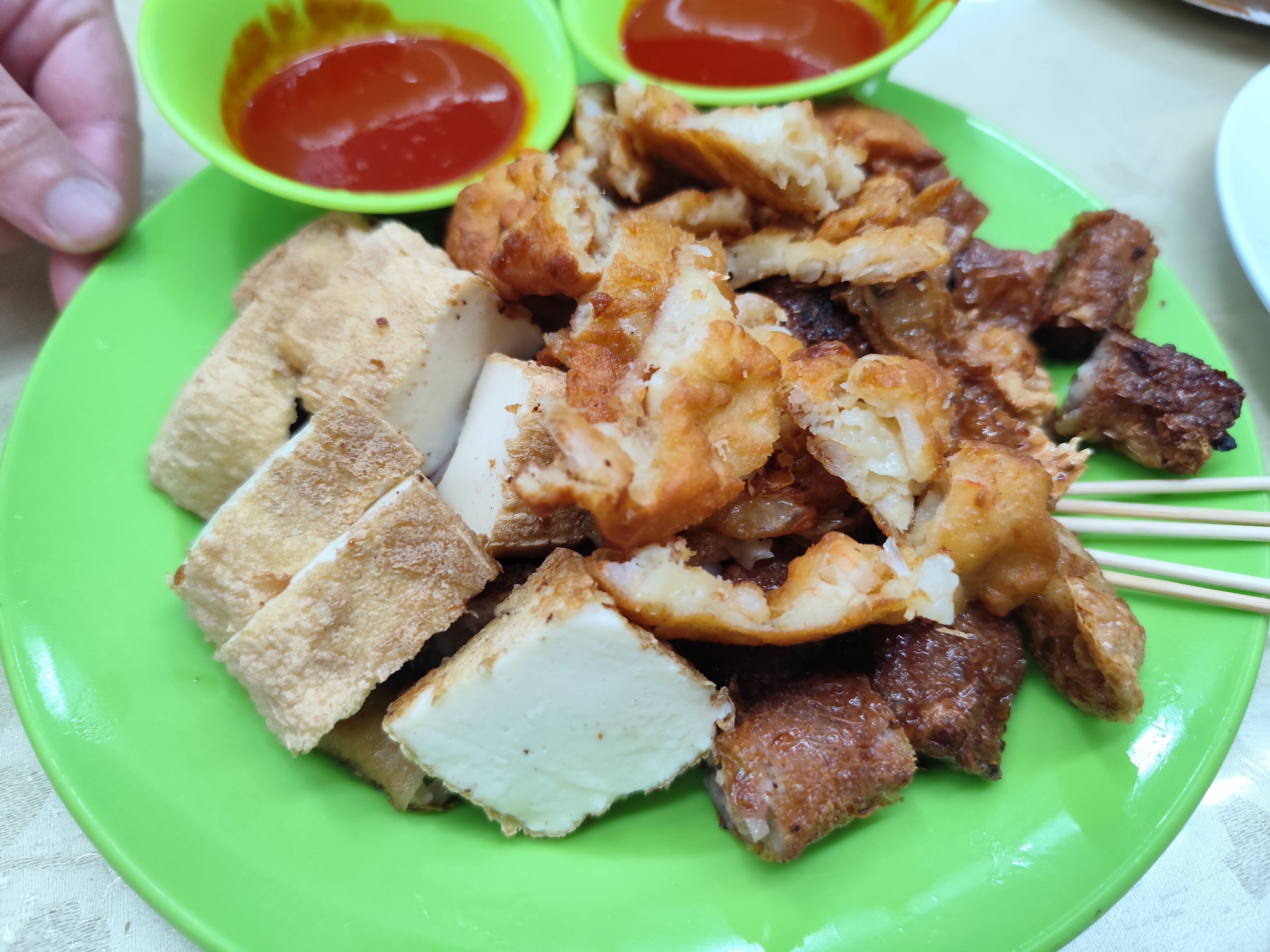 滷肉（lor bok）是不是很像香腸熟肉